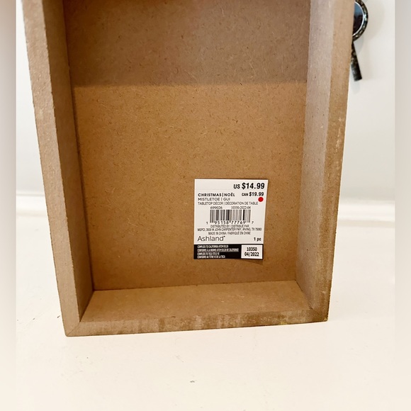 NWT Tis the season sleigh picture - Picture 2 of 3